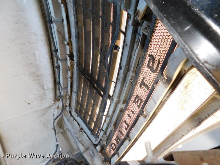 image for item DJ5863 2005 Sterling AT9500  semi truck