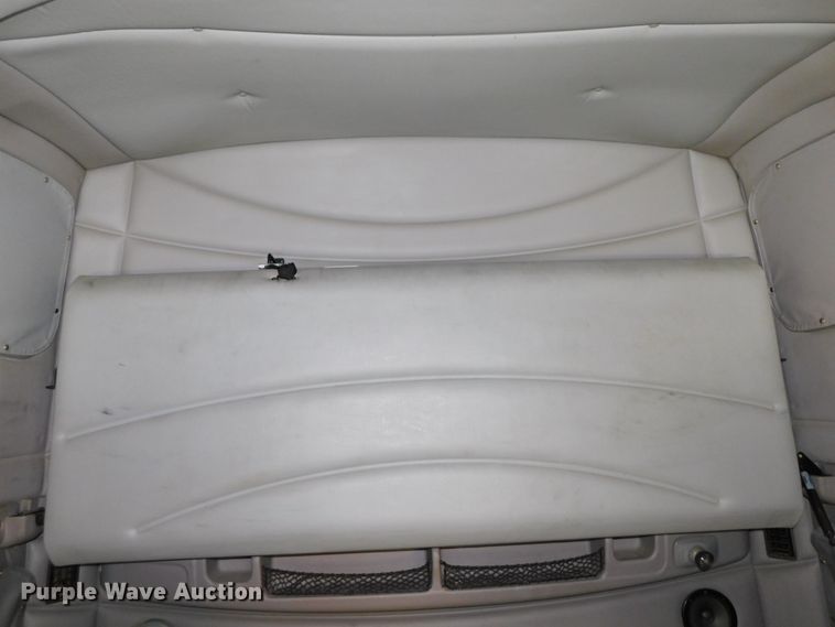 image for item DJ5870 2013 Peterbilt 587  semi truck