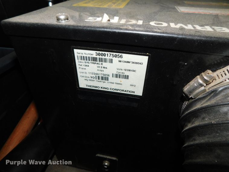 image for item DJ5870 2013 Peterbilt 587  semi truck