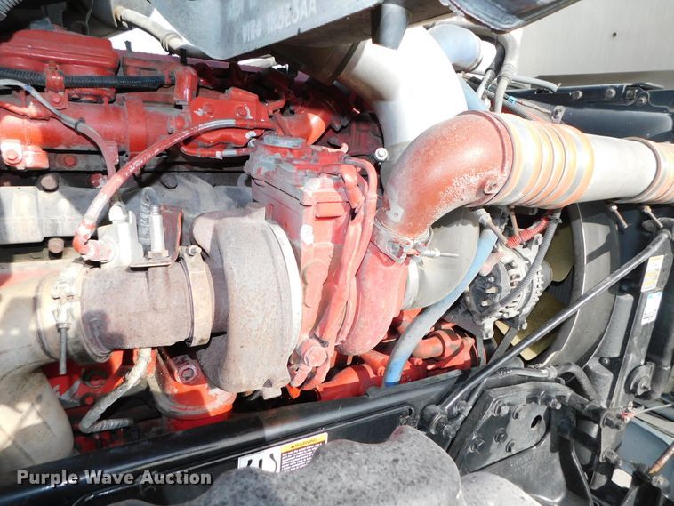 image for item DJ5870 2013 Peterbilt 587  semi truck