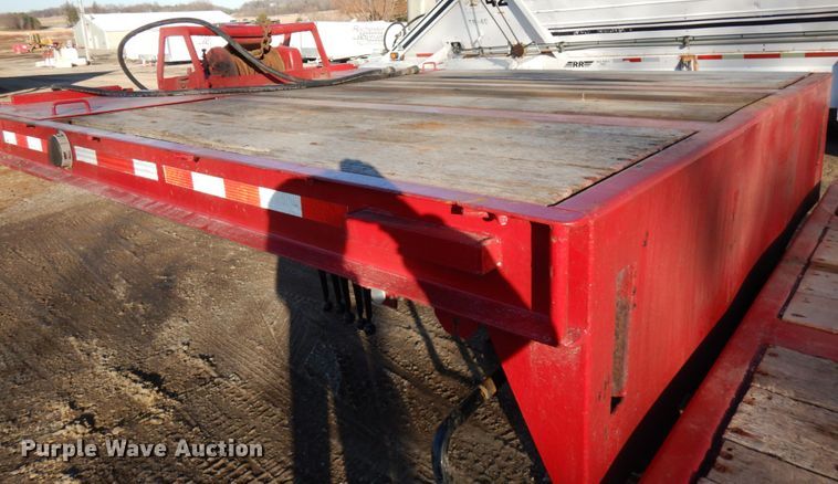 image for item DJ6052 1999 Ledwell drop deck equipment trailer
