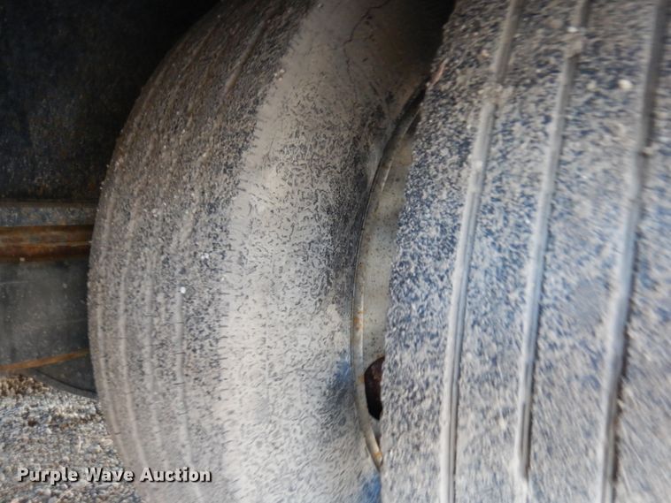 image for item DJ6052 1999 Ledwell drop deck equipment trailer