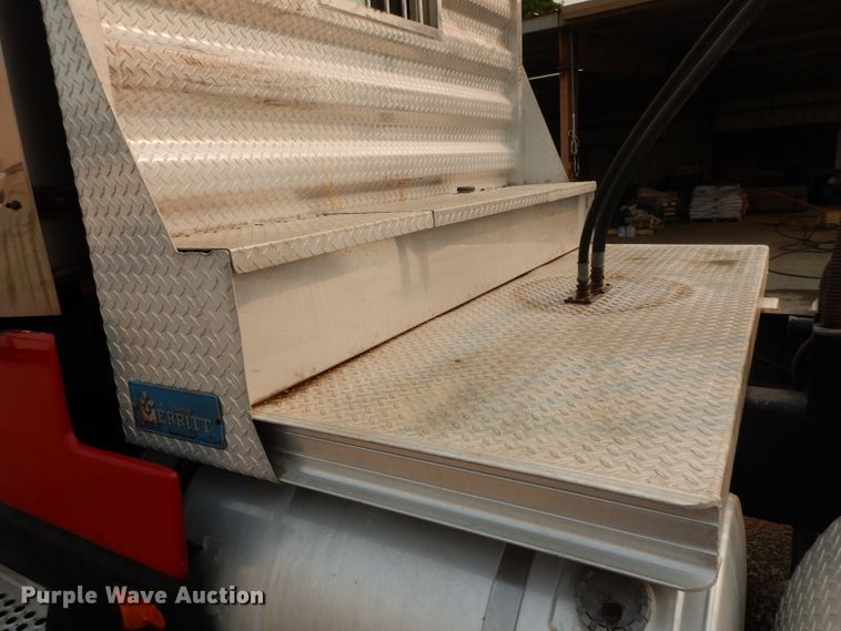 image for item DJ6516 1994 Kenworth  semi truck