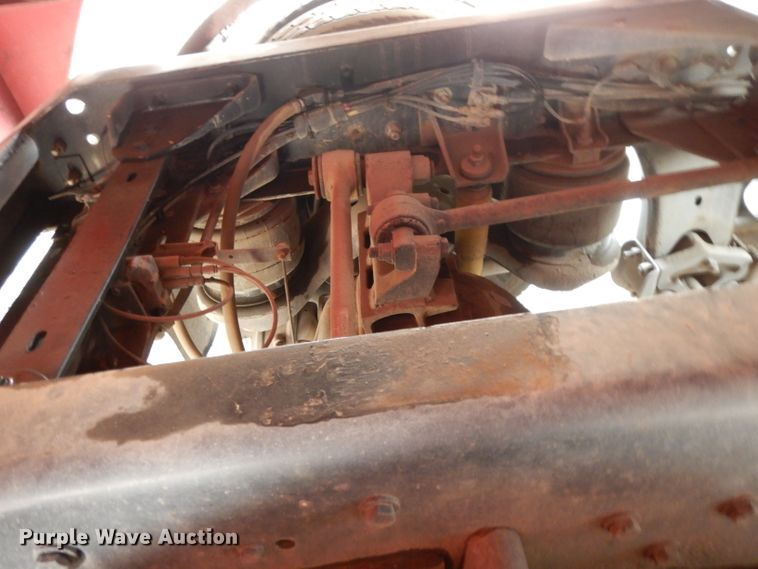 image for item DJ6516 1994 Kenworth  semi truck