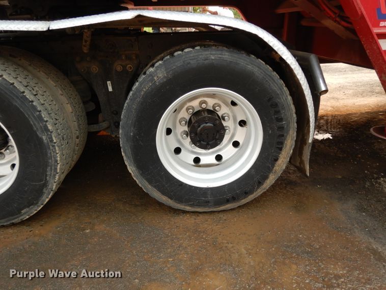 image for item DJ6516 1994 Kenworth  semi truck