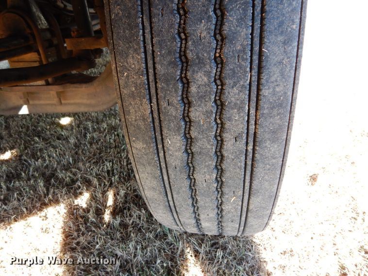 image for item DJ6732 1998 Kenworth T800B  semi truck