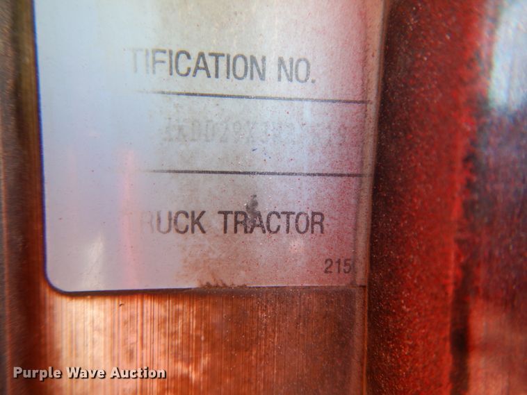 image for item DJ6732 1998 Kenworth T800B  semi truck