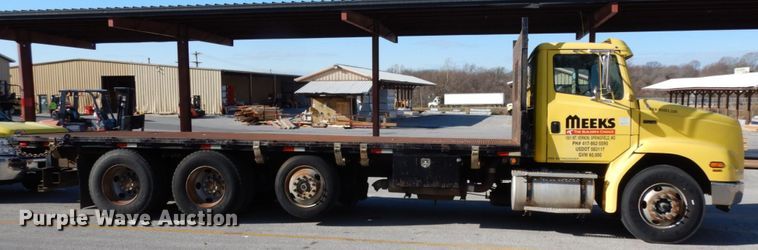 image for item DJ6740 1999 Freightliner FL112  flatbed truck