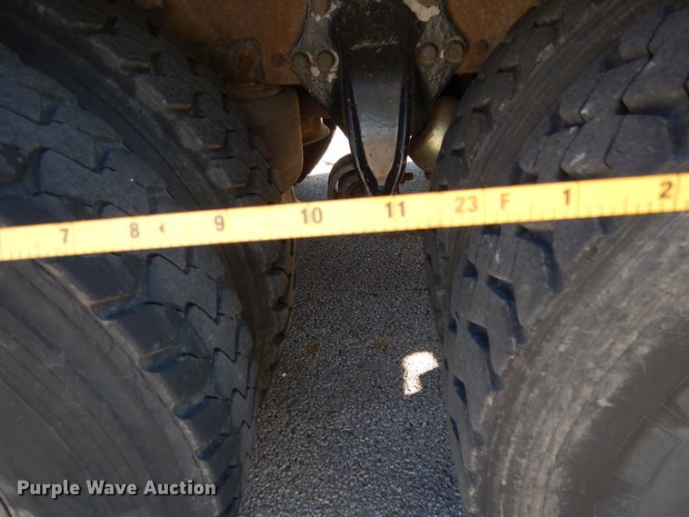 image for item DJ6740 1999 Freightliner FL112  flatbed truck