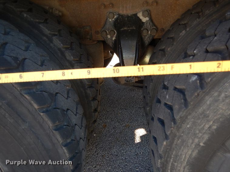 image for item DJ6740 1999 Freightliner FL112  flatbed truck