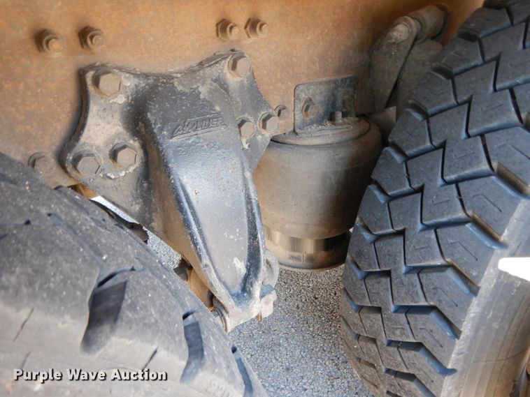 image for item DJ6740 1999 Freightliner FL112  flatbed truck