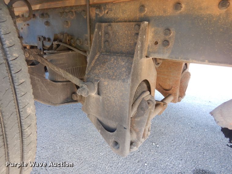 image for item DJ6740 1999 Freightliner FL112  flatbed truck