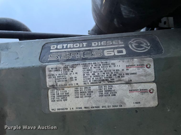 image for item DJ6744 2000 Freightliner FLD  semi truck