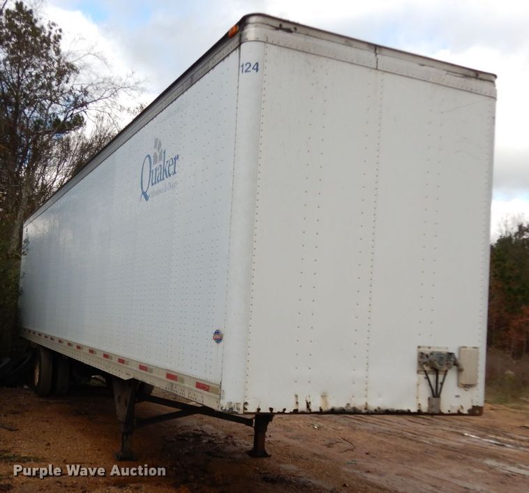 image for item DJ6746 2000 Utility dry van trailer