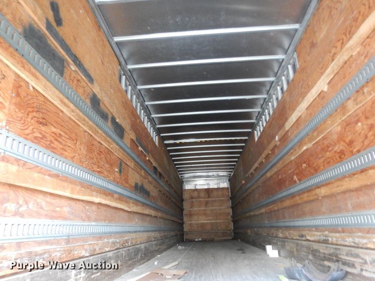 image for item DJ6746 2000 Utility dry van trailer