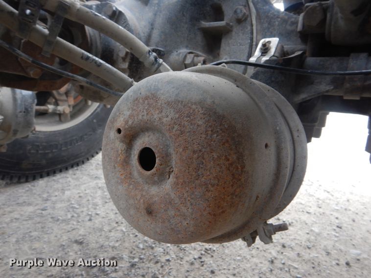 image for item DJ8516 2009 Peterbilt 389  semi truck