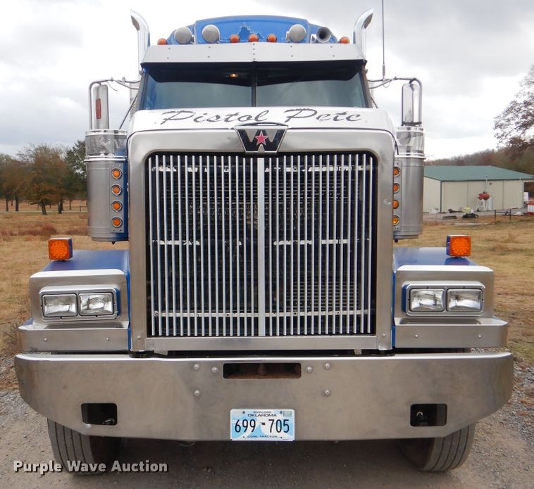 image for item DJ8517 2007 Western Star 4900EX  semi truck