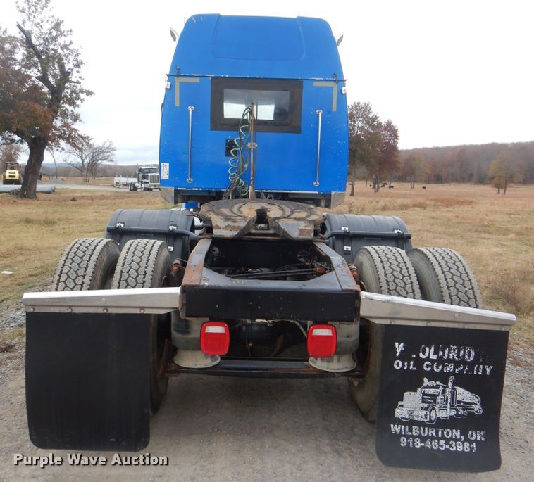 image for item DJ8517 2007 Western Star 4900EX  semi truck