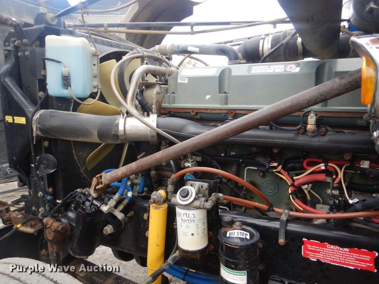 image for item DJ8517 2007 Western Star 4900EX  semi truck