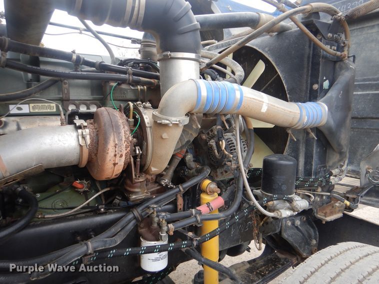 image for item DJ8517 2007 Western Star 4900EX  semi truck