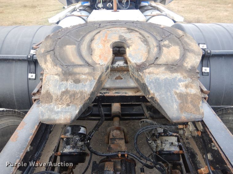 image for item DJ8517 2007 Western Star 4900EX  semi truck