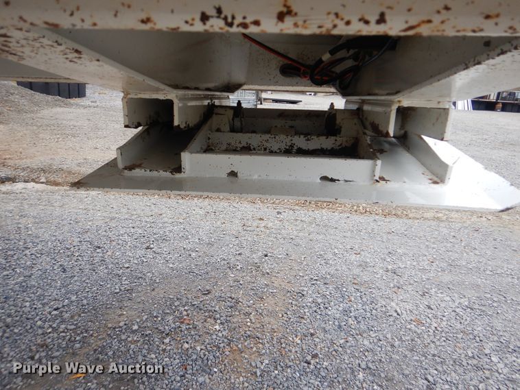 image for item DJ8518 2017 Armor Lite SBD-40 bottom dump trailer