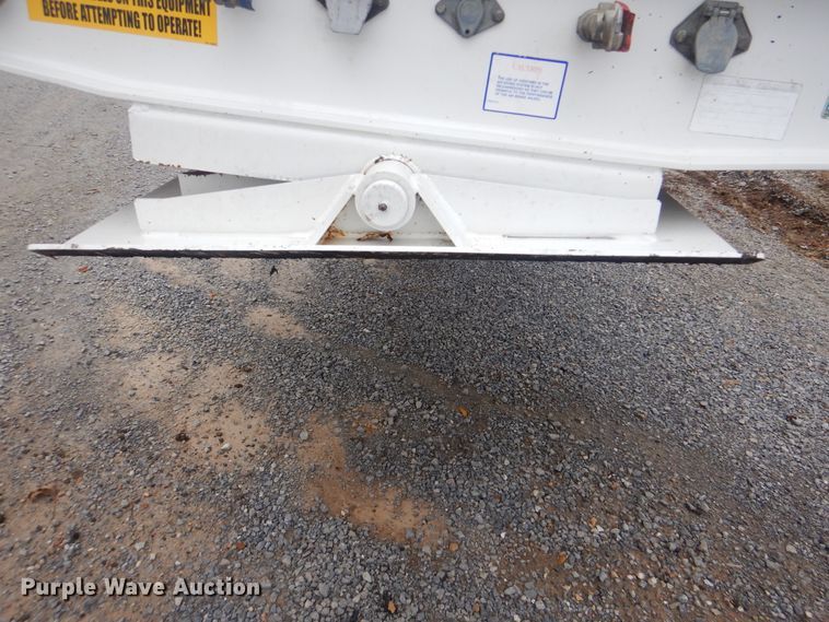 image for item DJ8518 2017 Armor Lite SBD-40 bottom dump trailer