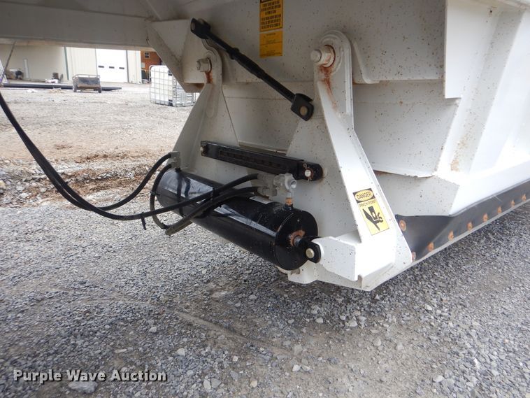 image for item DJ8518 2017 Armor Lite SBD-40 bottom dump trailer