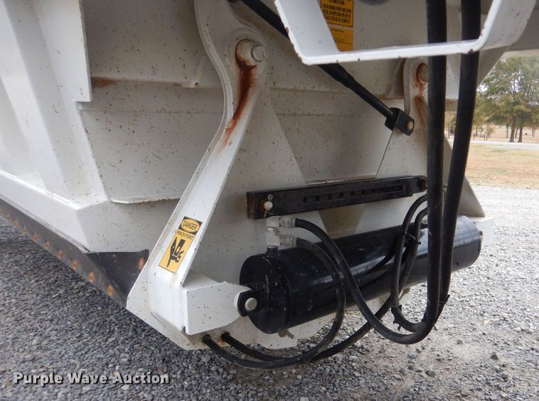 image for item DJ8518 2017 Armor Lite SBD-40 bottom dump trailer