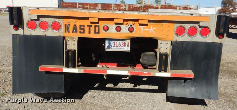 image for item DJ8524 2006 Wilson CF900 flatbed trailer