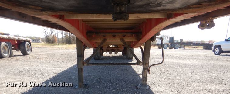image for item DJ8524 2006 Wilson CF900 flatbed trailer