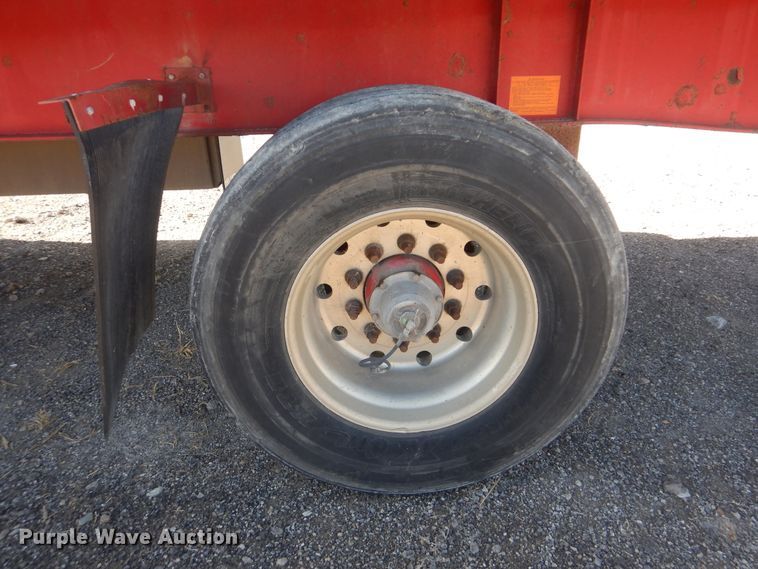image for item DJ8524 2006 Wilson CF900 flatbed trailer