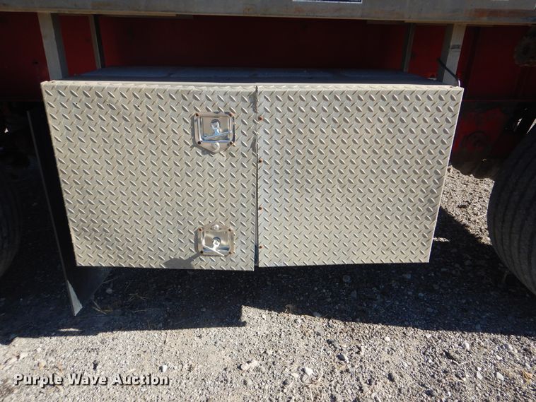 image for item DJ8524 2006 Wilson CF900 flatbed trailer