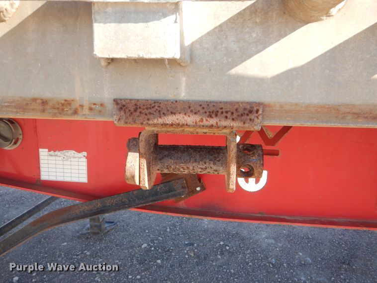 image for item DJ8524 2006 Wilson CF900 flatbed trailer