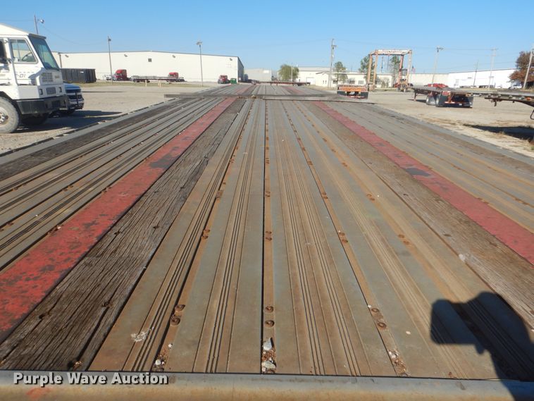 image for item DJ8525 2006 Wilson CF900 flatbed trailer