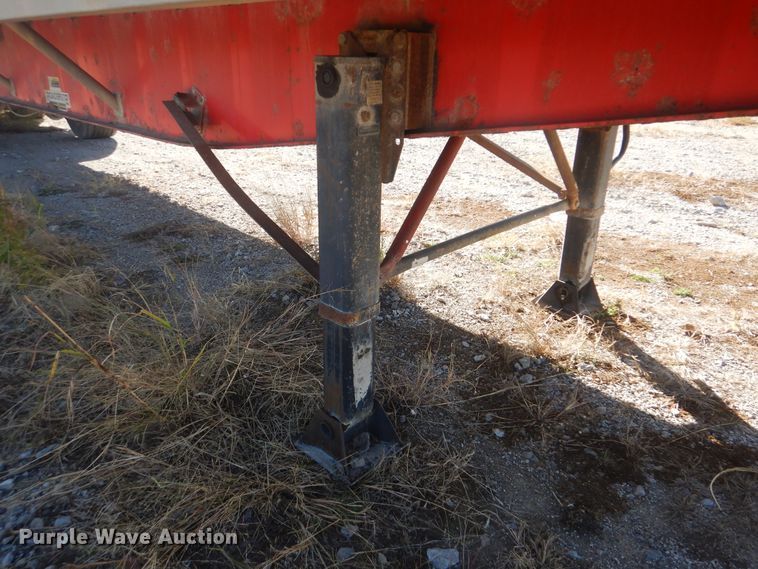 image for item DJ8525 2006 Wilson CF900 flatbed trailer