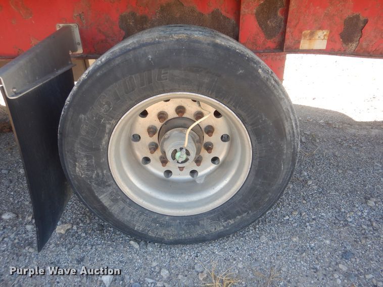 image for item DJ8525 2006 Wilson CF900 flatbed trailer