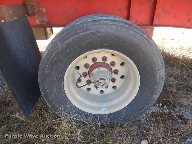 image for item DJ8526 2006 Wilson CF900 flatbed trailer