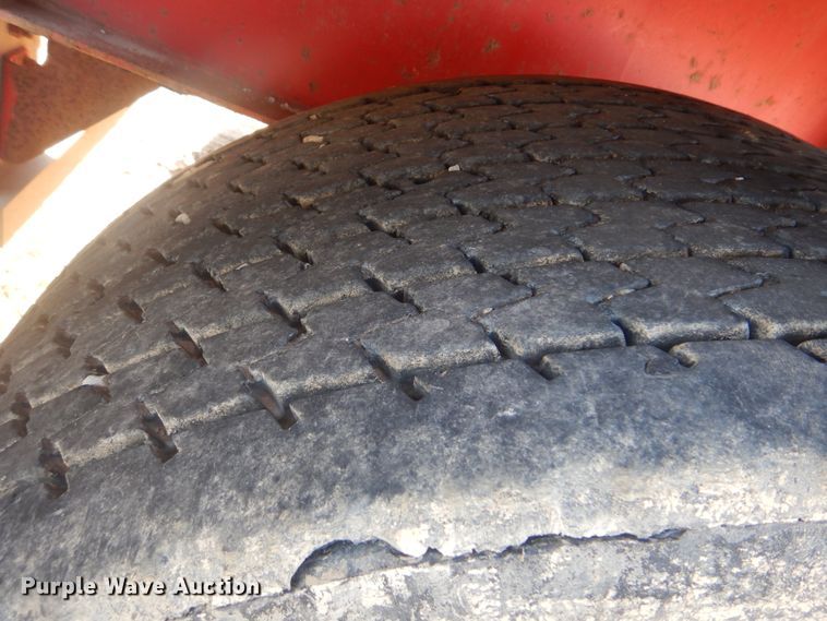 image for item DJ8526 2006 Wilson CF900 flatbed trailer