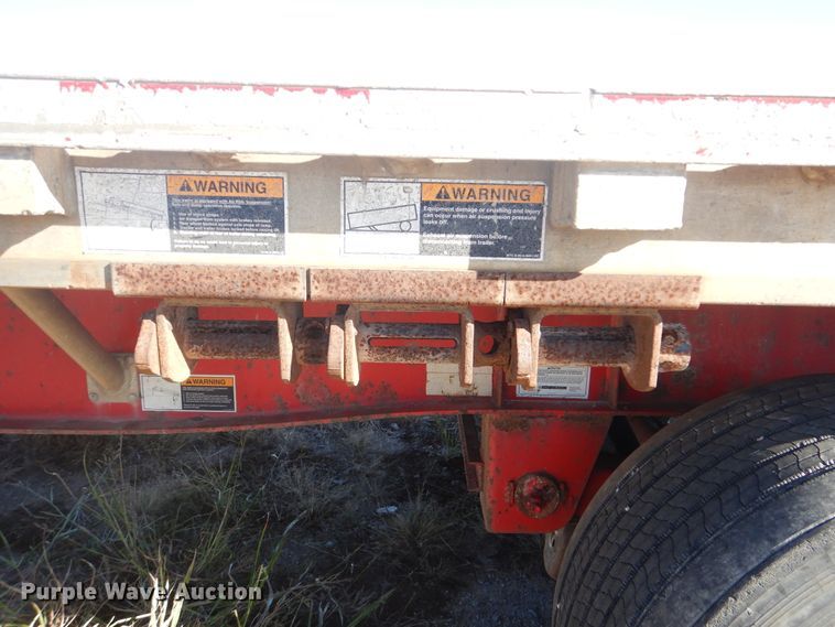 image for item DJ8526 2006 Wilson CF900 flatbed trailer