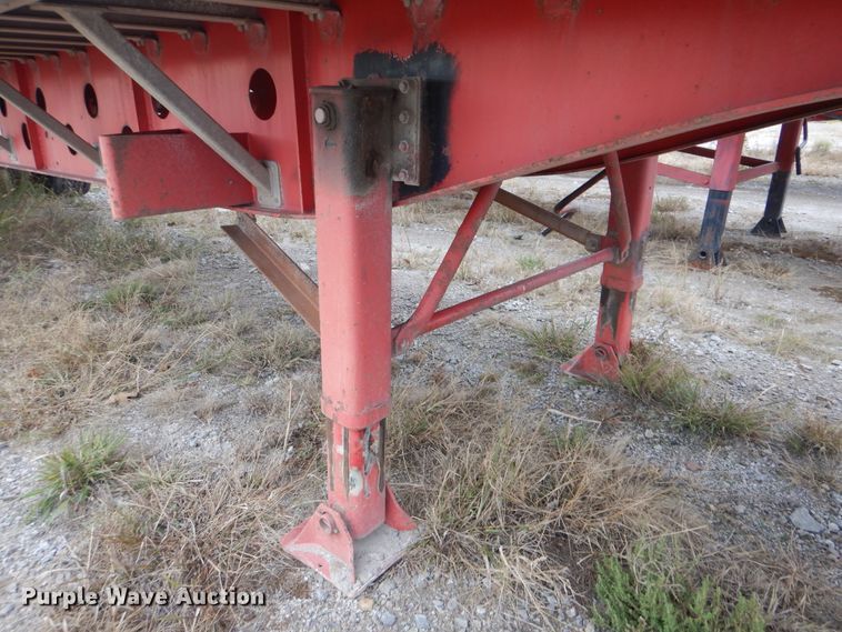 image for item DJ8536 2006 Transcraft Eagle NW2 flatbed trailer