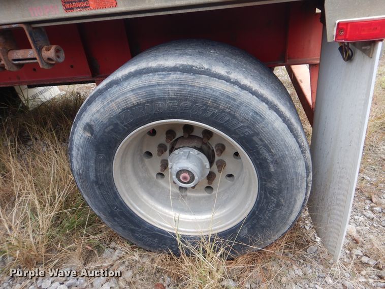 image for item DJ8536 2006 Transcraft Eagle NW2 flatbed trailer