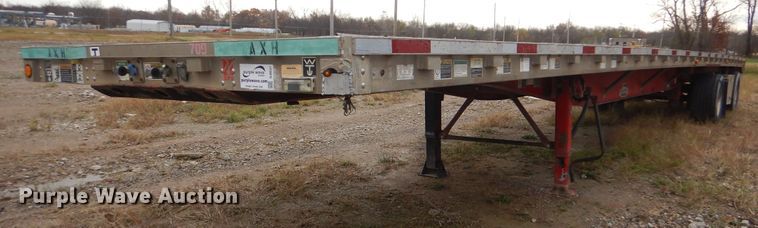 image for item DJ8537 2006 Wilson CF900 flatbed trailer