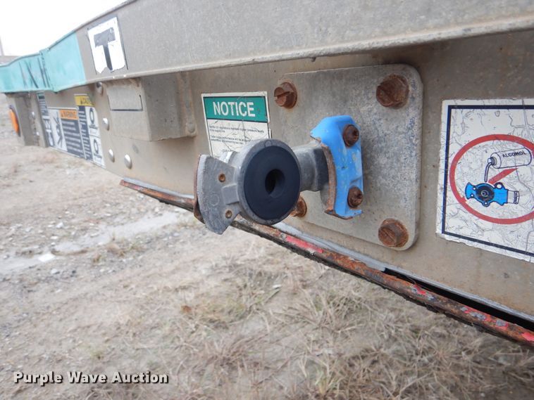 image for item DJ8537 2006 Wilson CF900 flatbed trailer