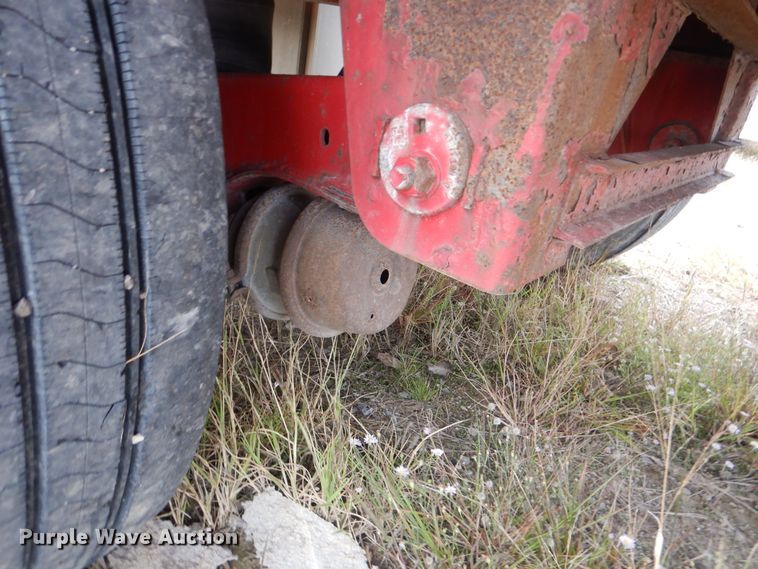 image for item DJ8537 2006 Wilson CF900 flatbed trailer