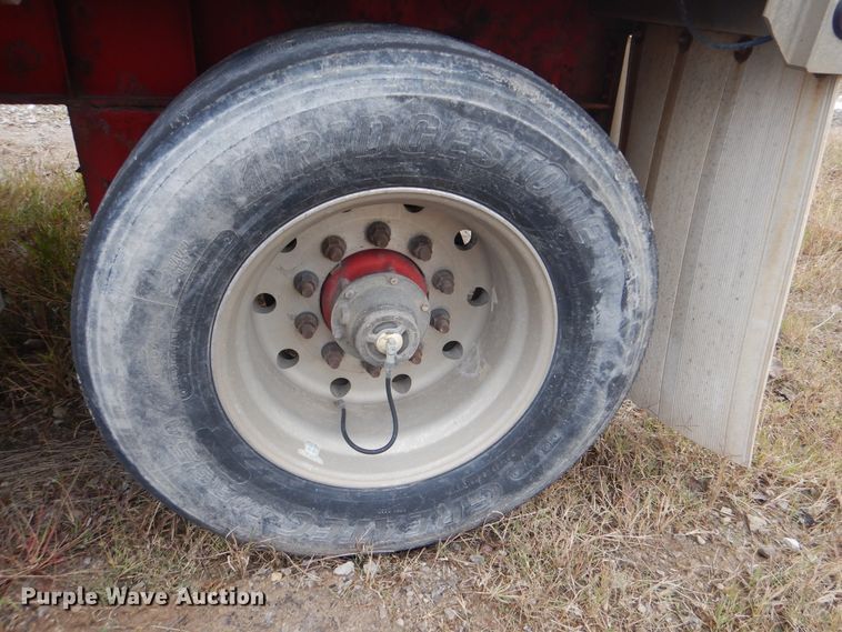 image for item DJ8537 2006 Wilson CF900 flatbed trailer