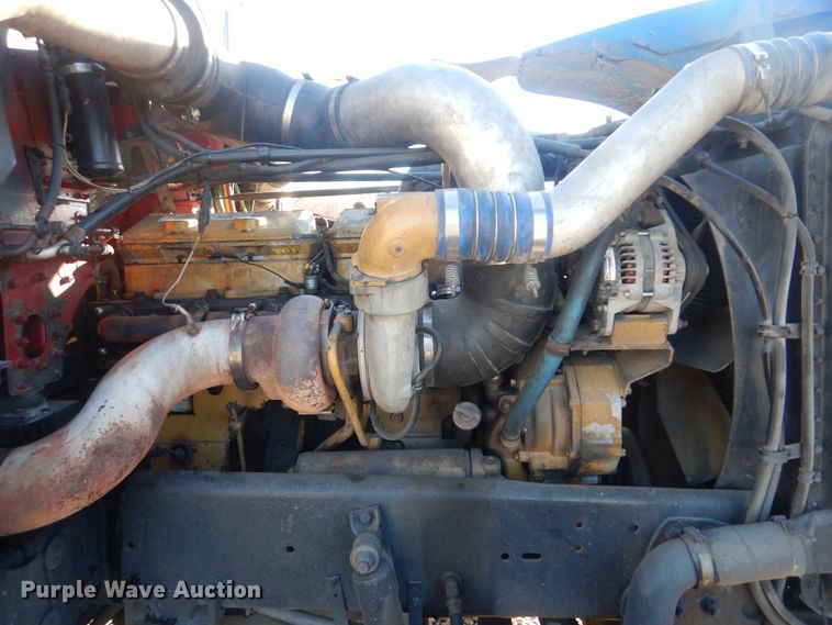 image for item DJ8547 1995 Freightliner FLD  semi truck