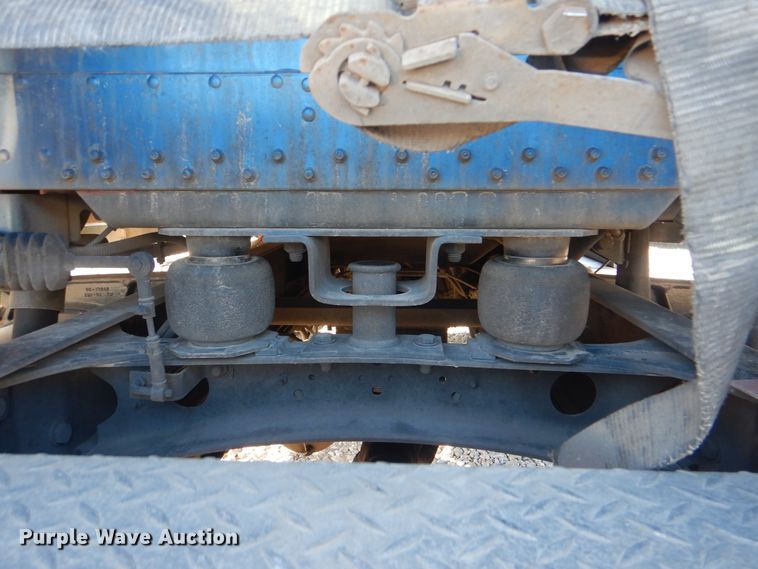 image for item DJ8547 1995 Freightliner FLD  semi truck