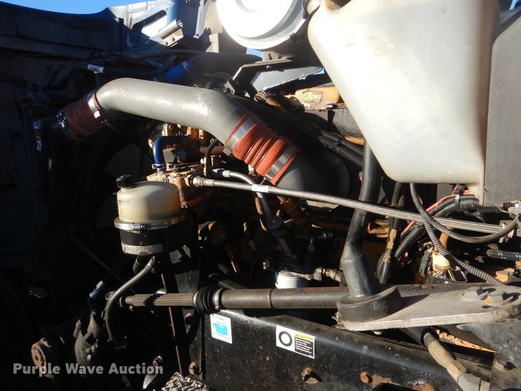 image for item DJ8548 2006 Kenworth T600  semi truck