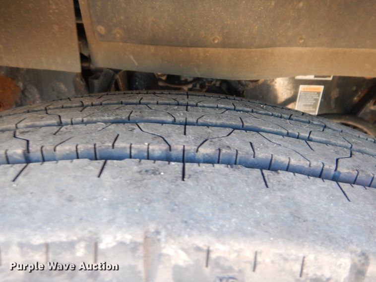 image for item DJ8548 2006 Kenworth T600  semi truck